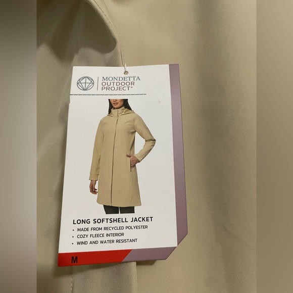 Mondetta Long Softshell Jacket - Picture 5 of 7